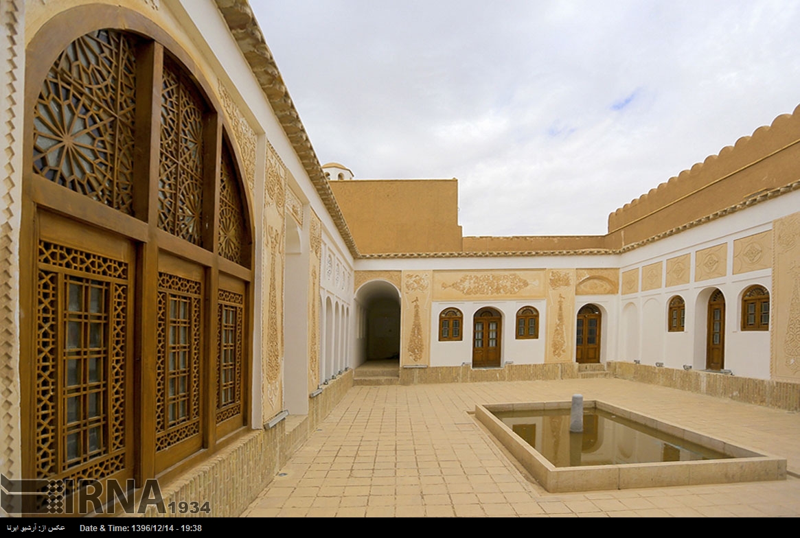 حمام کنجعلي خان وبيت الحاج أغا - کرمان - إيران (صور)