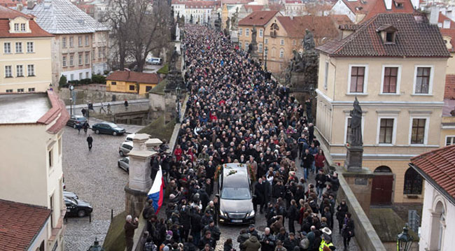 تشييع جنازه واسلاو هاول