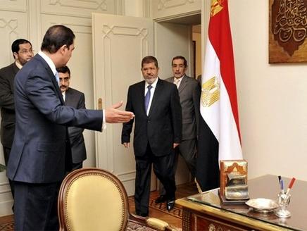 مرسی در دفتر ریاست جمهوری