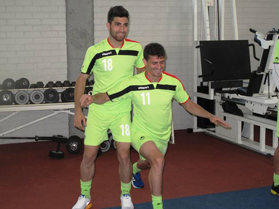 تیم ملی برای یک ماه جنگ آماده می شود( عکس )