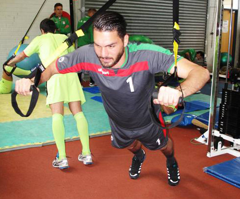 تیم ملی برای یک ماه جنگ آماده می شود( عکس )