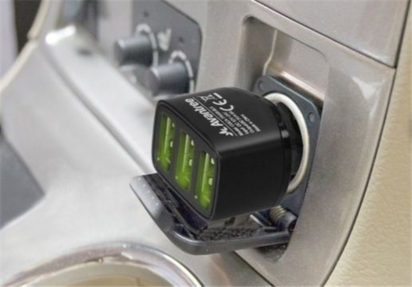 شارژر سهگانه خودرو+تصاویر شارژر سهگانه خودرو+تصاویر