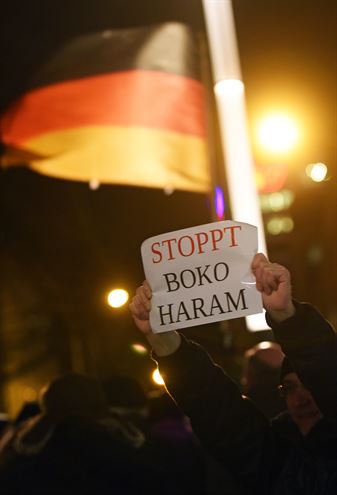 تظاهرات دوباره اسلام هراسان در آلمان (+عکس)