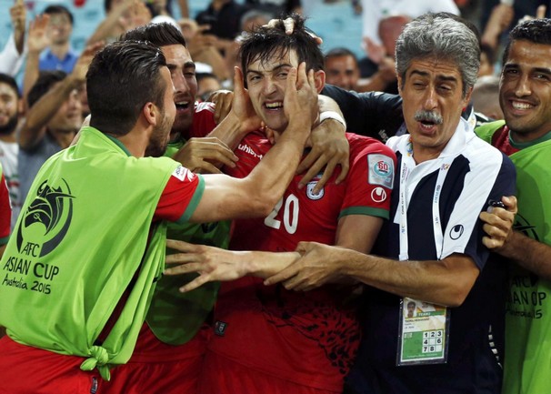 سردار آزمون از گل تا تشکر کارلوس کی روش ( عکس )