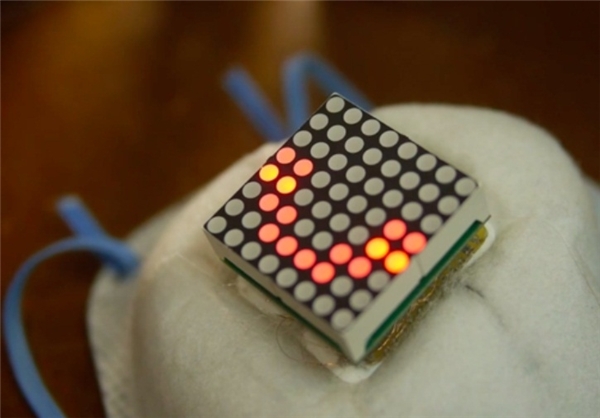 ماسک ضد آلودگی با صفحه نمایش+تصاویر ماسک ضد آلودگی با صفحه نمایش+تصاویر