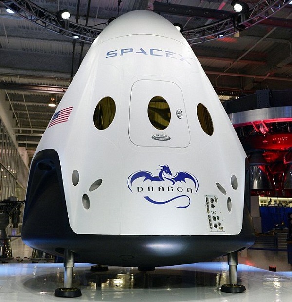 «اژدها» آماده نخستین پرواز آزمایشی+تصاویر «اژدها» آماده نخستین پرواز آزمایشی+تصاویر