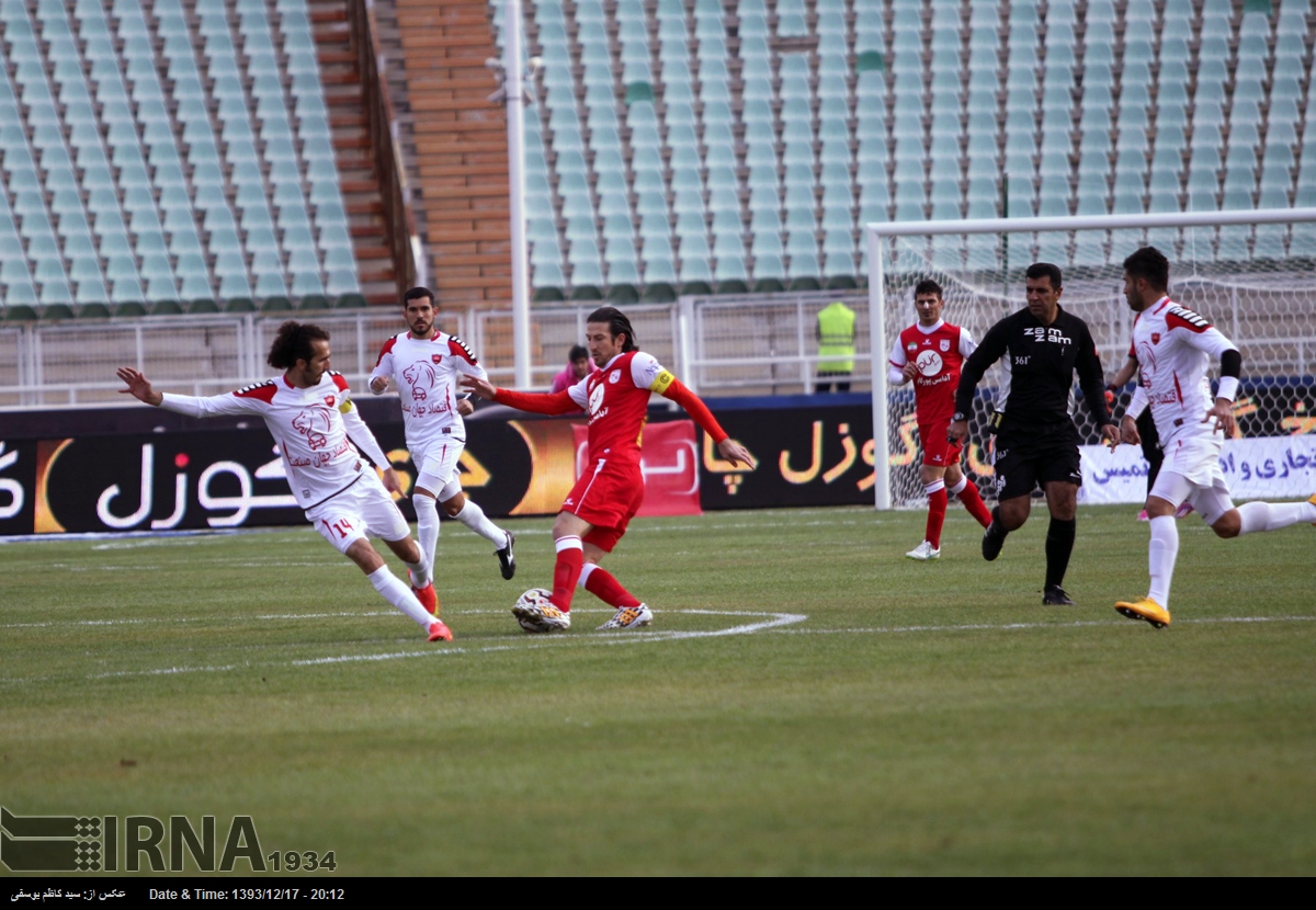 تراکتورسازی، پرسپولیس را برد استقلال را پایین کشید!(عکس/فیلم)