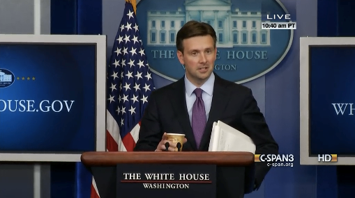 وزیر خارجه اسرائیل: نتانیاهو درباره ایران حرافی می کند/ آمریکا: نتانیاهو سیاه نمایی می کند