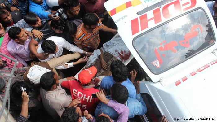 حملات طالبان به مسیحیان در حال نیایش در پاکستان حملات طالبان به مسیحیان در حال نیایش در پاکستان