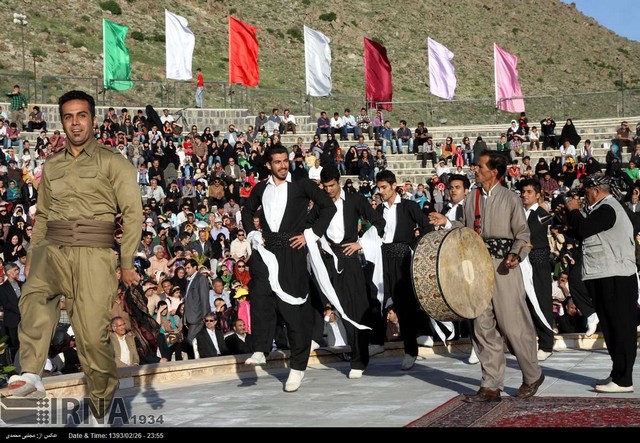 جشنواره آش ایرانی در زنجان (عکس)