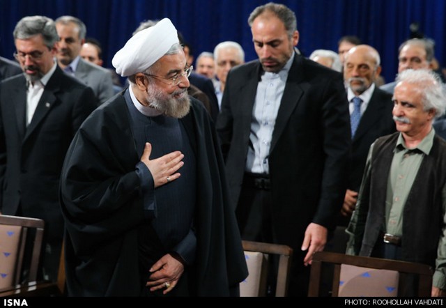 تجلیل از محققان و هنرمندان نخبه کشور با حضور روحانی (عکس)