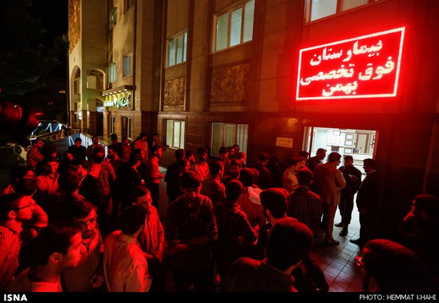 عیادت شخصیت‌ها از آیت الله مهدوی کنی (عکس)