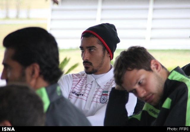 جلسه کی‌روش با بازیکنان در هوای آزاد (+عکس)