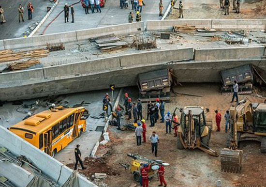 ریزش مرگبار پل در برزیل (+عکس)