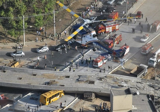 ریزش مرگبار پل در برزیل (+عکس)