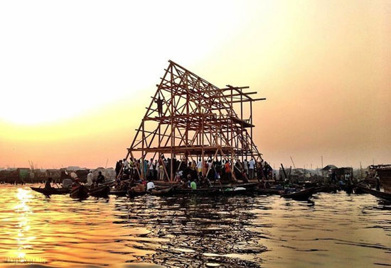 مدارس شناور در نیجریه (+عکس)