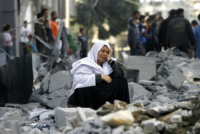 نبرد حماس و اسرائیل:‌ از فصل سانسور شده تا قصه توت فرنگی های مرغوب غزه
