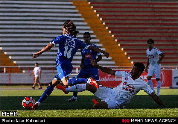 بازی های لیگ برتر فوتبال (عکس)