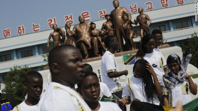 کمپ های تابستانی دانش آموزان در کره شمالی (+عکس)
