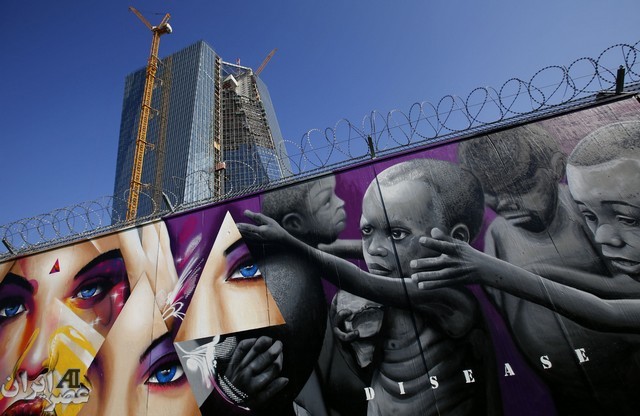 نقاشی دیواری در قلب اروپا (عکس)