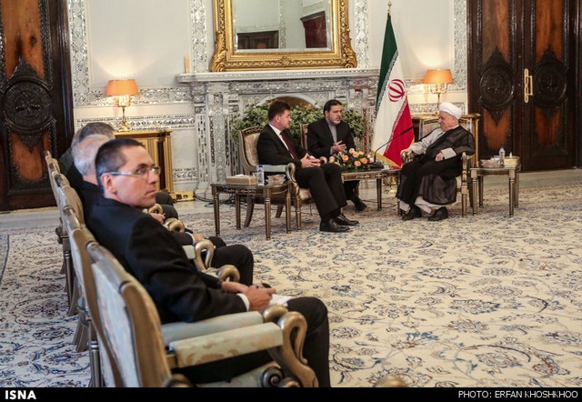 دیدار وزیر خارجه اسلواکی با هاشمی (عکس)