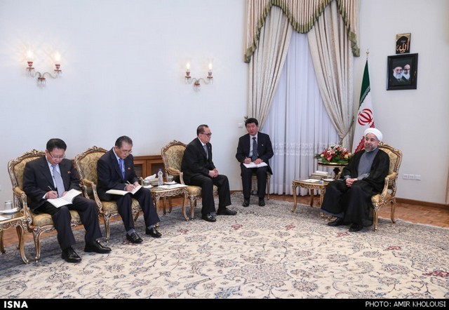 دیدار وزیر خارجه کره شمالی با روحانی (عکس)