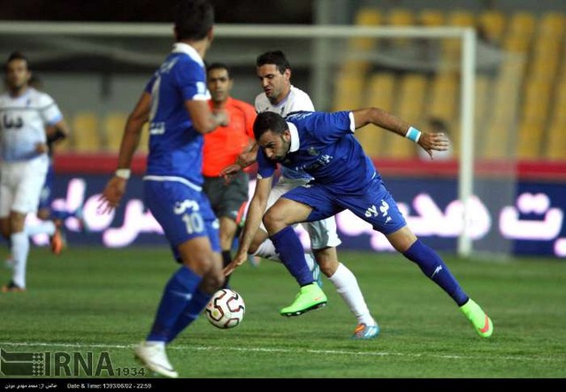 برتری تیم فوتبال استقلال تهران مقابل پیکان (عکس)