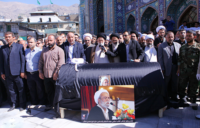 مراسم خاکسپاری حجت‌الاسلام دعاگو (عکس)