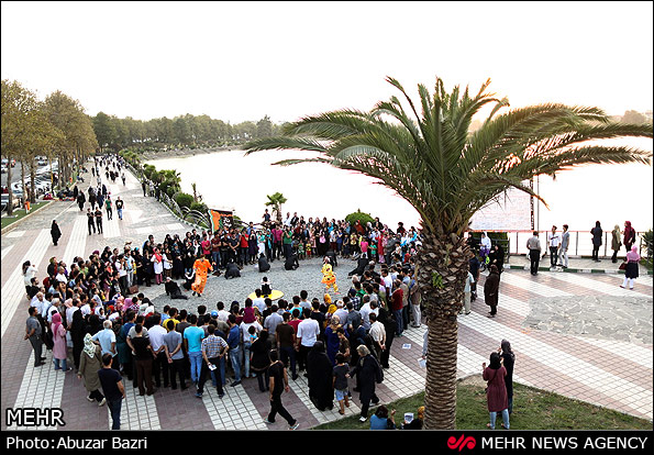 جشنواره تئاتر خیابانی  - لاهیجان (عکس)