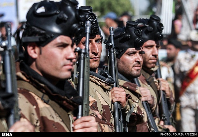 رژه نیرو‌های مسلح در سراسر کشور (عکس)