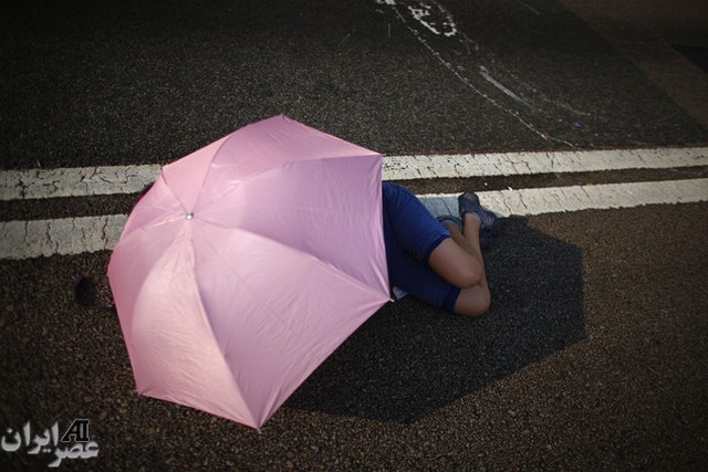 ادامه اعتراضات در هنگ کنگ به شیوه میدان التحریر: انتخابات نمایشی نمی خواهیم (+عکس) ادامه اعتراضات در هنگ کنگ به شیوه میدان التحریر: انتخابات نمایشی نمی خواهیم (+عکس)