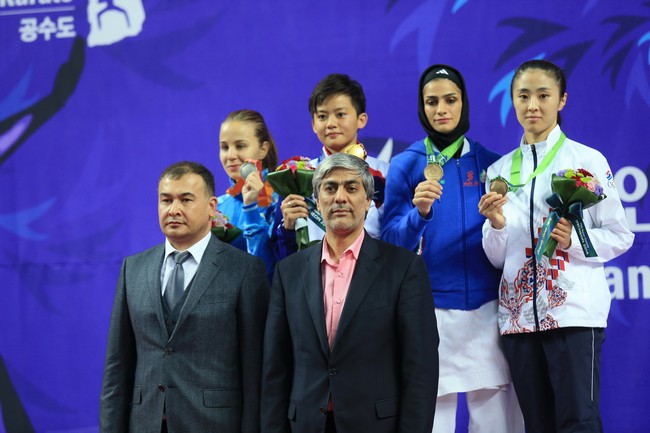 آخرین مدال برگردن نسیرن(گزارش تصویری)