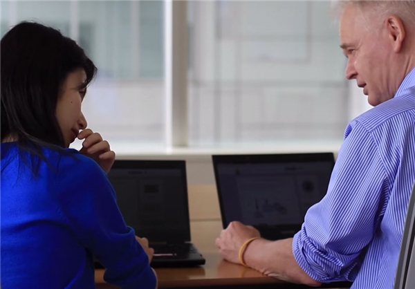 ربات انسان نما مخصوص ناشنوایان+تصاویر ربات انسان نما مخصوص ناشنوایان+تصاویر