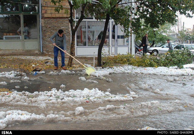 بارش برف در آذربایجان شرقی (عکس)