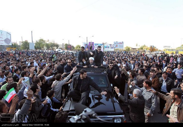 سفر روحانی به زنجان (عکس)