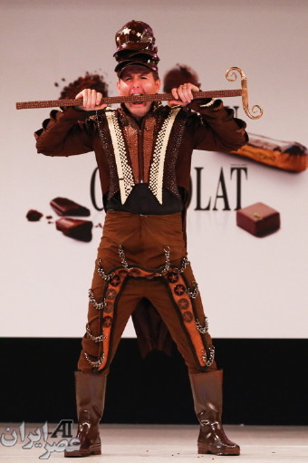 لباس های خوردنی در نمایشگاه شکلات پاریس (عکس)