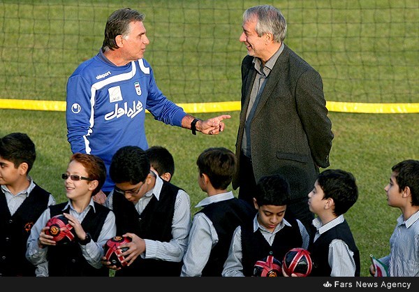 گل رزکودکان برای کی روش،دژاگه و ...(عکس)