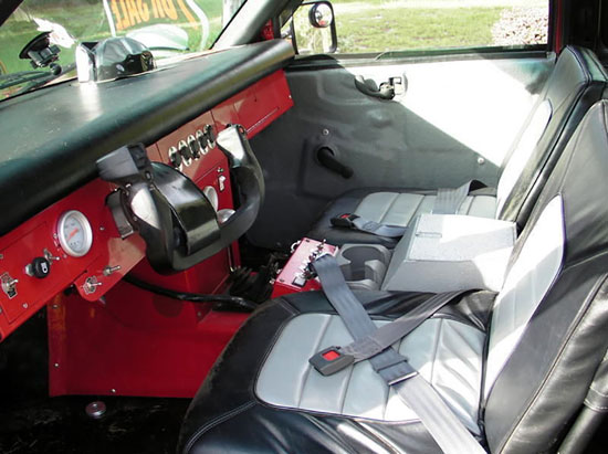 یک اتومبیل عجیب‌ و‌ غریب! (+عکس)