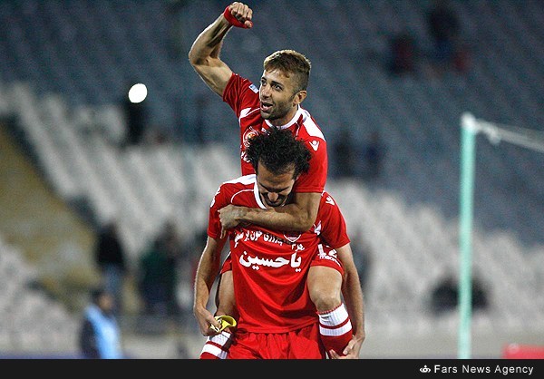 سوشاپنالتی زد، پرسپولیس صعودکرد(+عکس)
