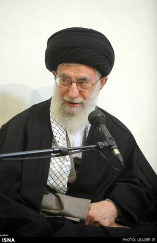 دیدار کارگزاران حج با رهبری (عکس)