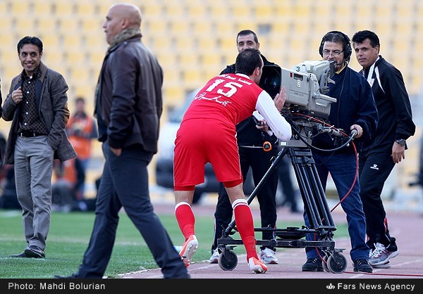 حرکات عجیب منصوریان-خطیبی کنارزمین(عکس)