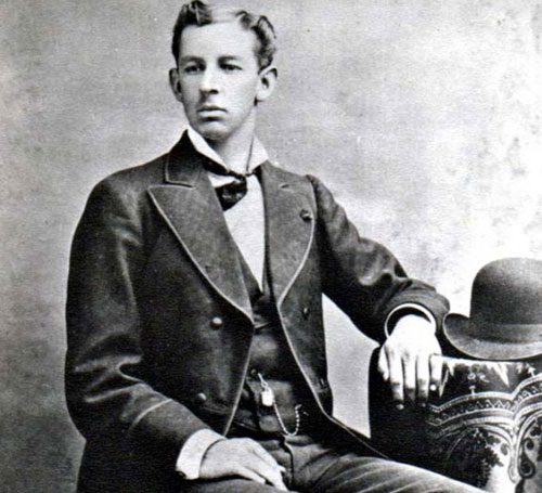 لامپی که 110 سال است، روشن است! (+عکس)