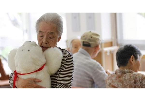 ربات فُک مخصوص کمک به سالمندان+تصاویر ربات فُک مخصوص کمک به سالمندان+تصاویر