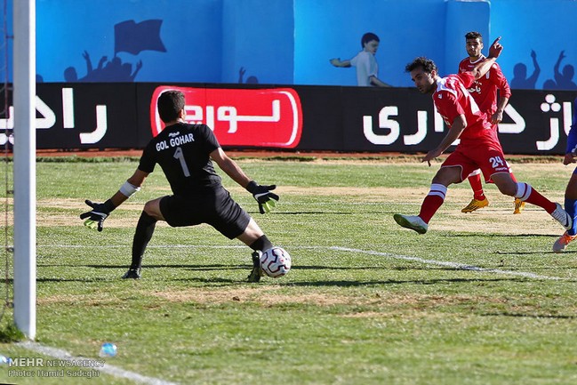 پرسپولیس به نیمه نهایی جام حذفی صعود کرد