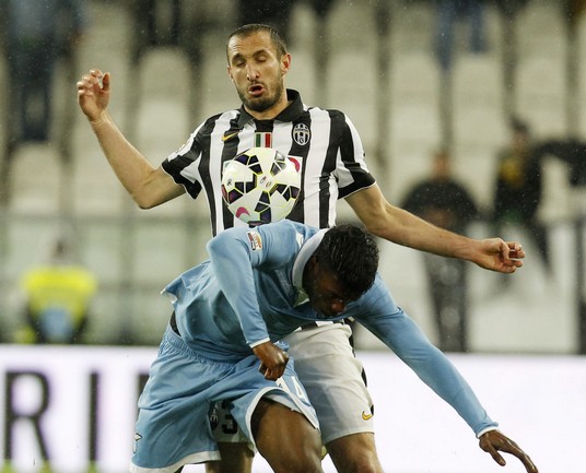 یوونتوس 2 - لاتزیو صفر / نمایش قهرمان درشب بارانی تورین(عکس/قهرمان)