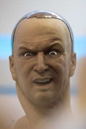 روباتی که چهره خوانی می کند روباتی که چهره خوانی می کند