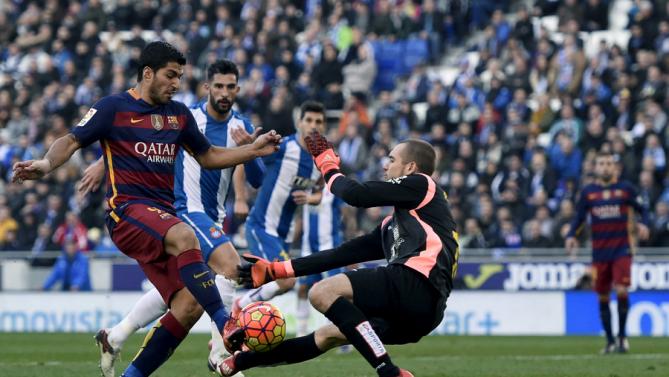 اسپانیول 0 - 0 بارسلونا / اتلتیکو صدر را از بارسا دزدید(+عکس/جدول)