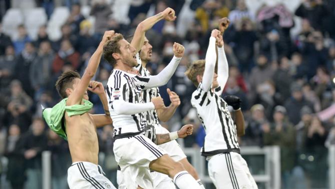 یوونتوس 3 - 0 ورونا / یوونتوس در تعقیب بالانشین ها(+جدول /عکس) یوونتوس 3 - 0 ورونا / یوونتوس در تعقیب بالانشین ها(+جدول /عکس)