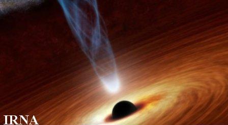 مشاهده نور مرئی گسیل شده از یک سیاهچاله
