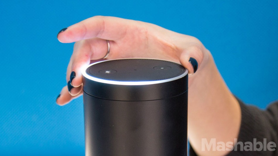 بلندگوی آمازون برایتان کتاب میخواند بلندگوی آمازون برایتان کتاب میخواند